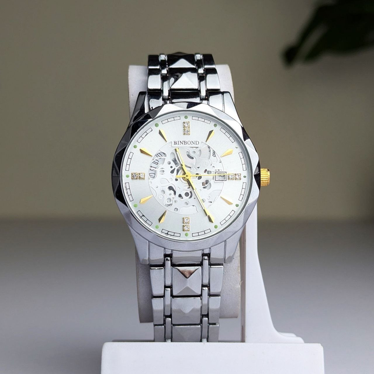 ⌚✨ BINBOND Stainless Steel Quartz Watch