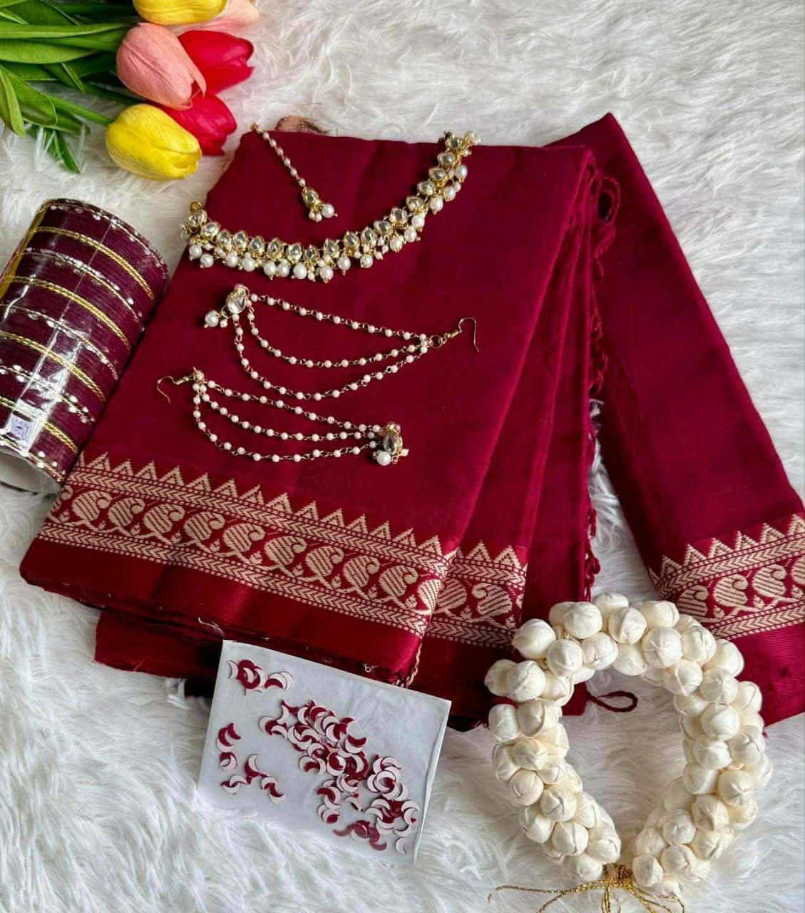 Premium Semi Cotton Saree & Kundan Tana Set Combo with Gift Boxপ্রিমিয়াম সেমি কটন শাড়ি ও কুন্দন টানা সেট কম্বো (টিপের পাতা ও গিফট বক্স সহ)