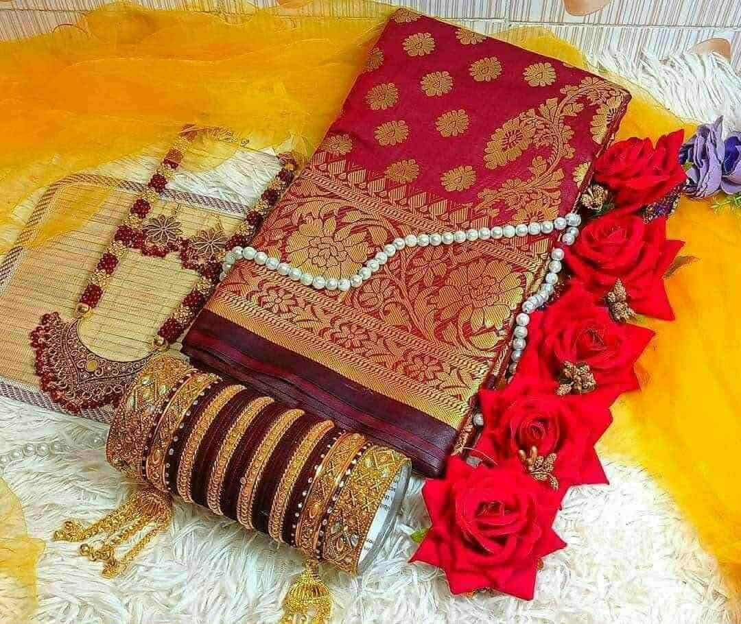 Traditional Katan Saree Gift Combo with Jewelry & Accessories-/-ট্র্যাডিশনাল কাতান শাড়ি গিফট কম্বো প্যাকেজ (গহনা, চুড়ি ও গাজরা সহ)