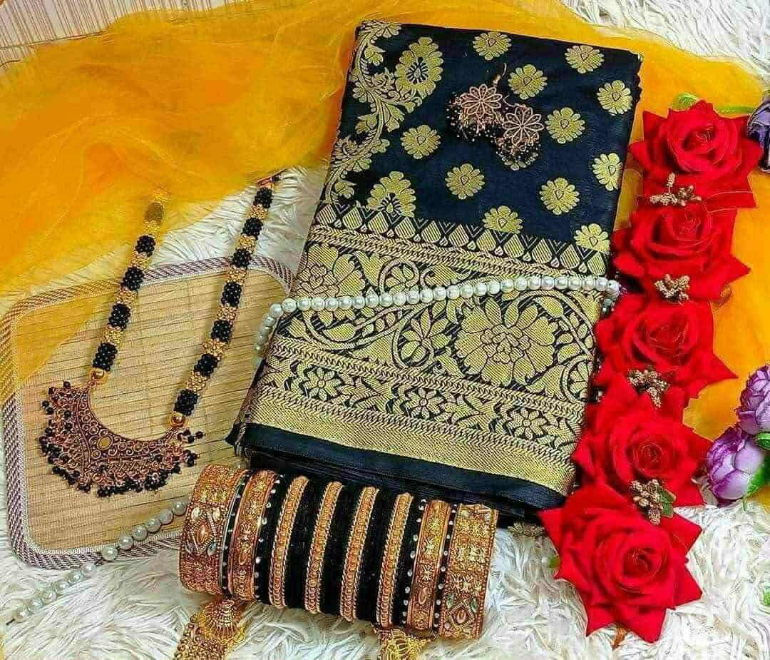 Traditional Katan Saree Gift Combo with Jewelry & Accessories-/ট্র্যাডিশনাল কাতান শাড়ি গিফট কম্বো প্যাকেজ (গহনা, চুড়ি ও গাজরা সহ)